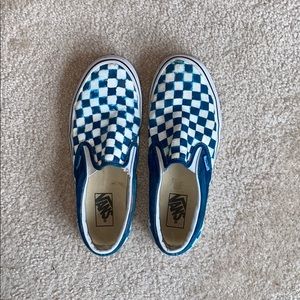 very cute vans!!
